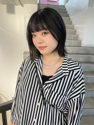 カラー 🎀ボブ＋ハイトーン シュカ👶🏻のヘアスタイル