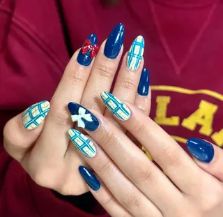 ネイル 🍑 momo_nailのネイルデザイン