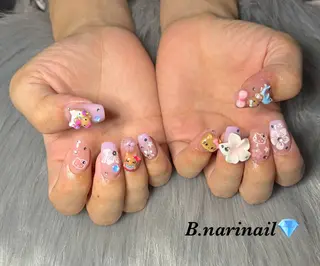 ネイル b.nari nailのネイルデザイン