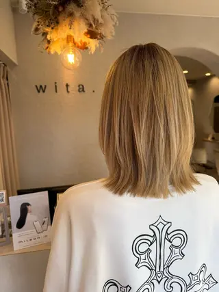 ミディアム カラー 蟹江 聡太✨レイヤーカットのヘアスタイル