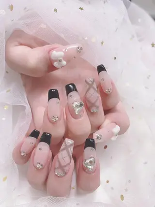 ネイル ジョリ En 💞🦋のネイルデザイン