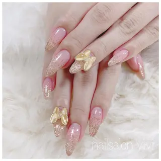ネイル ＶＩＶＩ nailsalonのネイルデザイン