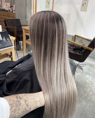 ロング カラー ROBIN所属・指名数No.1 /NAOYAのヘアスタイル