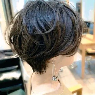 ショート カラー 前田 健太のヘアスタイル