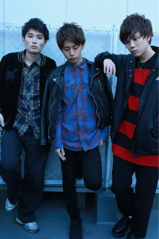 ショート カラー パーマ ヘアアレンジ メンズ キッズ ネイル マツエク・マツパ premier modelsのヘアスタイル