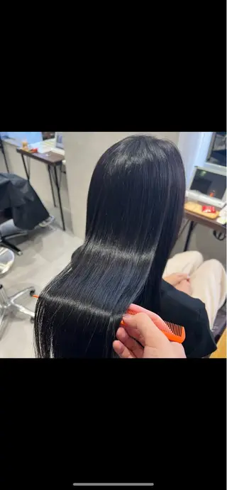 ロング 岸本 桂輝のヘアスタイル