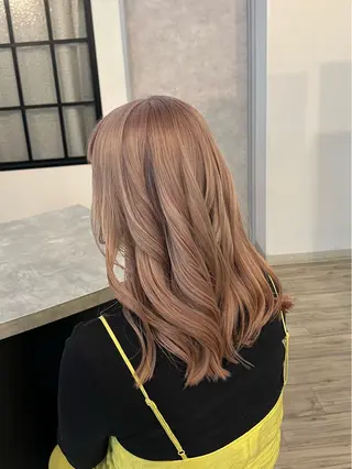 ミディアム カラー いぐちしょうた🫧 VISAGEbaskのヘアスタイル