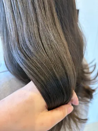 ロング カラー 藤原仁美/レイヤー /透明感カラーのヘアスタイル