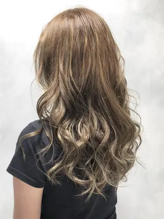 ロング 小澤大輔 YOLO hairのヘアスタイル