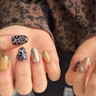 ショート 小川 柚香のネイルデザイン