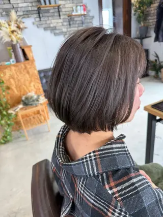 ミディアム カラー Graph'puppet所属・ブリーチ専門家 コンテスト優勝サロンのヘアスタイル