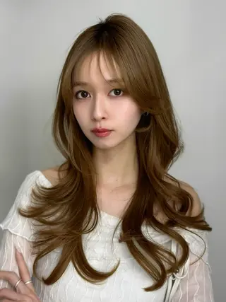 ロング カラー 顔まわりの神様✨ 透明感カラー藤嶋秀幸のヘアスタイル