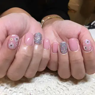 ネイル Nail salon viewt55☺︎のネイルデザイン