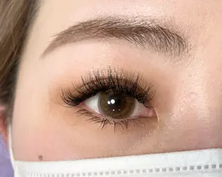マツエク・マツパ GO TODAY シェアサロン　福岡大名Aimee店所属・manami eyelashのマツエク・マツパデザイン