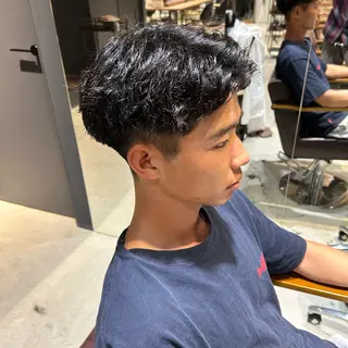 パーマ メンズ 安達 脩人のヘアスタイル