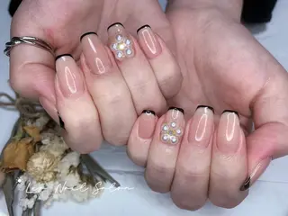ミディアム カラー ネイル Lea NAILsalon所属・Le’a NailSalonのネイルデザイン