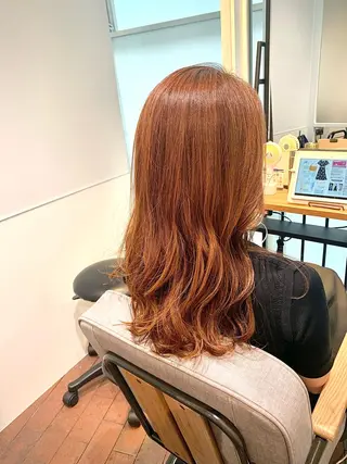 ミディアム カラー ヘアアレンジ GO TODAY SHAiRE SALON 梅田店所属・赤み消しカラー/ボブ チャネリングカットのヘアスタイル