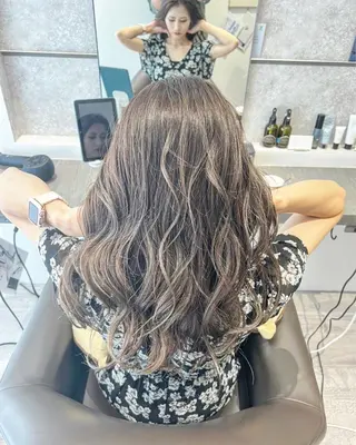 セミロング カラー MignonS 仙幸 大輔のヘアスタイル