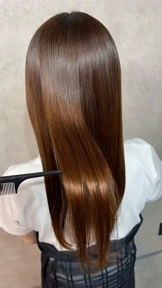 白髪ぼかし/美髪矯正 /宮崎陽平のヘアスタイル