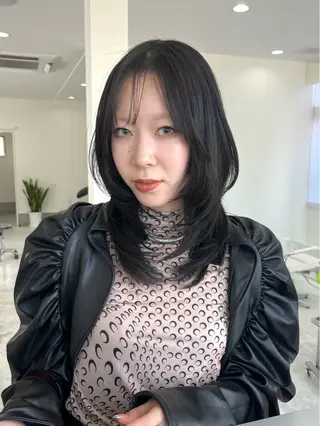 ミディアム 🟣niw SHUNNA🟣のヘアスタイル