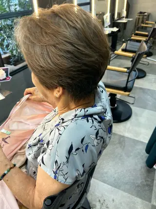 ショート 安岡 明裕のヘアスタイル