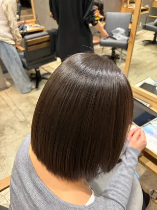 ショート 細川 真希のヘアスタイル