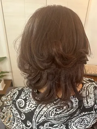 セミロング カラー 🌺✨小川 友佳✨🌺のヘアスタイル