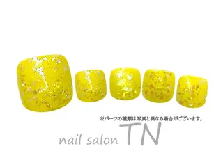 ネイル 矢川 まどかのネイルデザイン