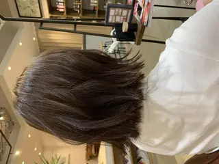 ミディアム カラー パーマ ヘアアレンジ メンズ キッズ ネイル マツエク・マツパ 中津No.1髪質改善 店長✨透ける暗髪のヘアスタイル