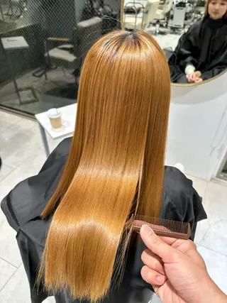 セミロング カラー Wisteria所属・美髪特化✨ 伊織✨縮毛矯正✨のヘアスタイル