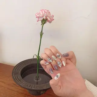 ネイル Y Harunaのネイルデザイン