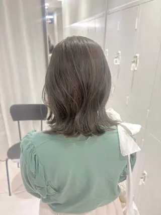 ショート 透明感カラー・レイヤ ー🎀amika🎀のヘアスタイル