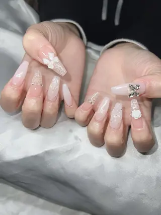 ネイル Lee Nailsのネイルデザイン
