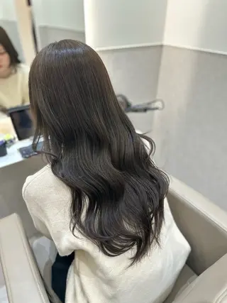 ロング カラー Kasumi Zinaのヘアスタイル