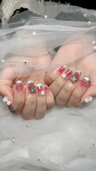 ネイル 🎀藤沢ガーリーネイ ル/長さ出し🎀のネイルデザイン