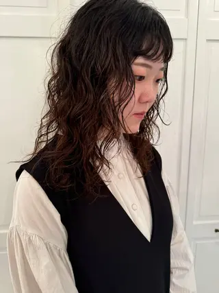 パーマ ブリーチカラー🎀 韓国風/寺門美優のヘアスタイル