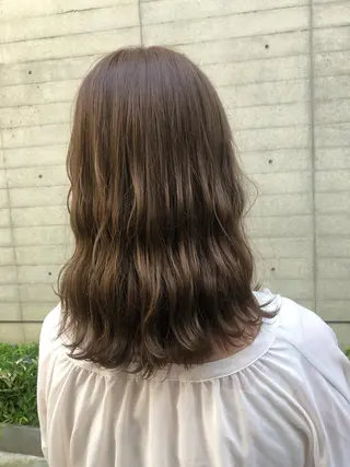 セミロング ✨色持ちの良い艶 カラー✨蟹江真世のヘアスタイル