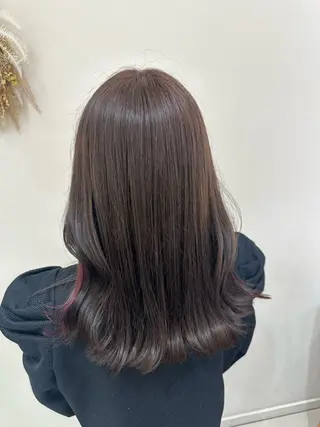 セミロング カラー タイトボブ個性派カラ ーAKANEのヘアスタイル