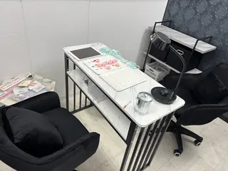 Eclat(エクラ)所属・Eclat(エクラ) かんな、はんな2名のネイルデザイン