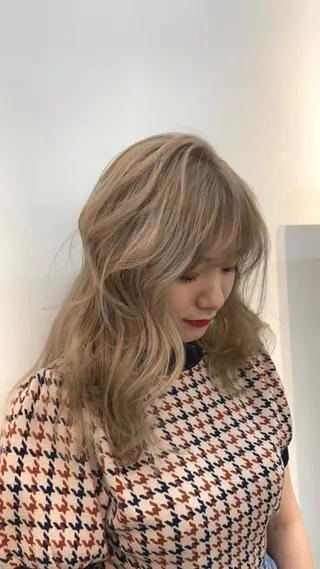 カラー ハイトーンカラー/ miyuuのヘアスタイル