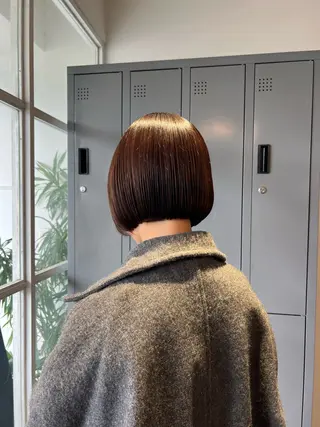ミディアム ワタナベ モカ🦢ダブルカラーのヘアスタイル