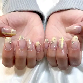 ネイル Tsuki🌙/渋谷 /パラジェルのネイルデザイン