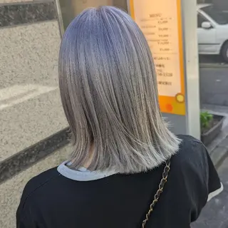 ミディアム fuwat所属・秋葉原でカラーする なら🐉ちぇーたんのヘアスタイル