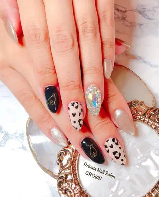 ネイル CROWN プライベートサロンのネイルデザイン
