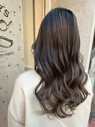 ロング カラー haru .のヘアスタイル