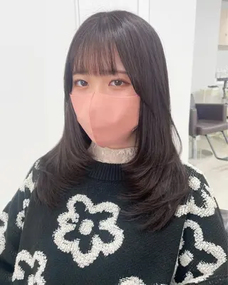 セミロング 新宿/韓国ヘア/ 髪質改善ストレートのヘアスタイル