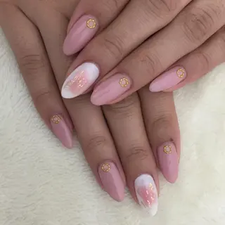 ネイル Sympa 𝓜iwako🐰ᩚのネイルデザイン