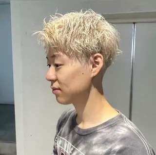 カラー ハイトーン/パーマ/ メンズ / 櫻本🌐のヘアスタイル