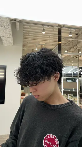 パーマ メンズ 小尾 優然のヘアスタイル