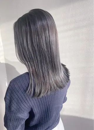 ミディアム カラー est hair &beautyのヘアスタイル